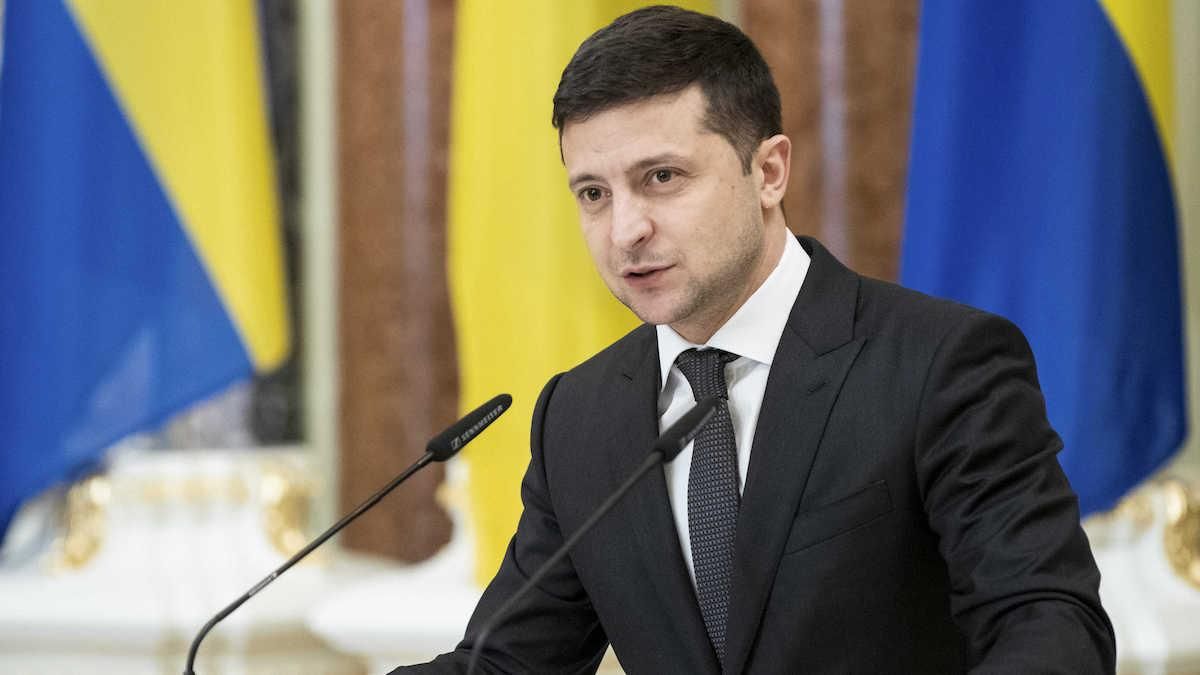 Україна не може постійно сидіти в передпокої ЄС і НАТО, – Зеленський Україна не може постійно сидіти в передпокої ЄС і НАТО, – Зеленський