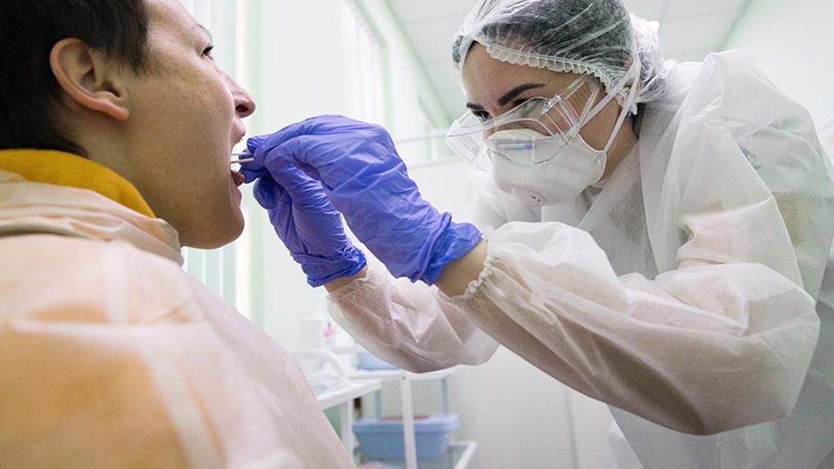 У Києві за добу від COVID-19 померли 49 осіб, кількість хворих росте У Києві за добу від COVID-19 померли 49 осіб, кількість хворих росте