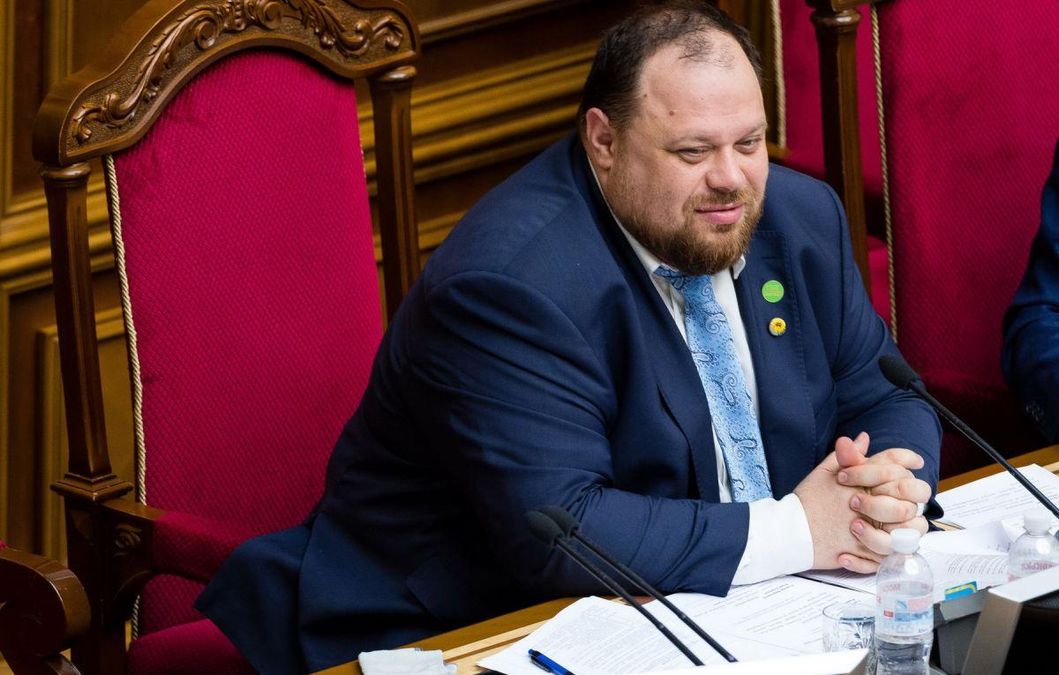 Стефанчук закликав МВС штрафувати нардепів, які не носять масок у Раді