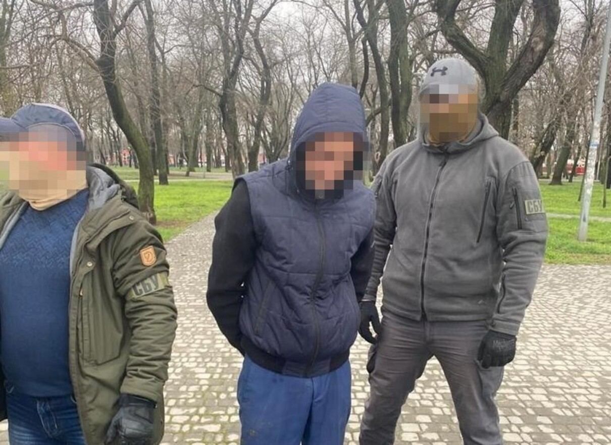 Схема на Одесской железной дороге: воровали по 50 тысяч каждый день Схема на Одесской железной дороге: воровали по 50 тысяч каждый день