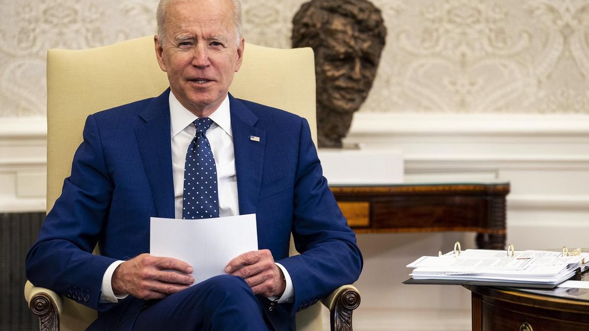 Байден підписав указ про візи для біженців Байден підписав указ про візи для біженців
