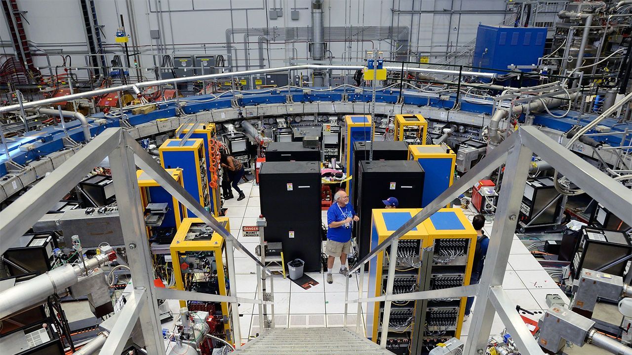 Команда фізиків поставила під сумнів дані про незвичайний магнетизм мюона Команда фізиків поставила під сумнів дані про незвичайний магнетизм мюона