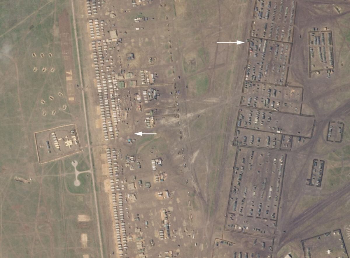 Россия построила новый военный лагерь в Крыму: фото из спутника