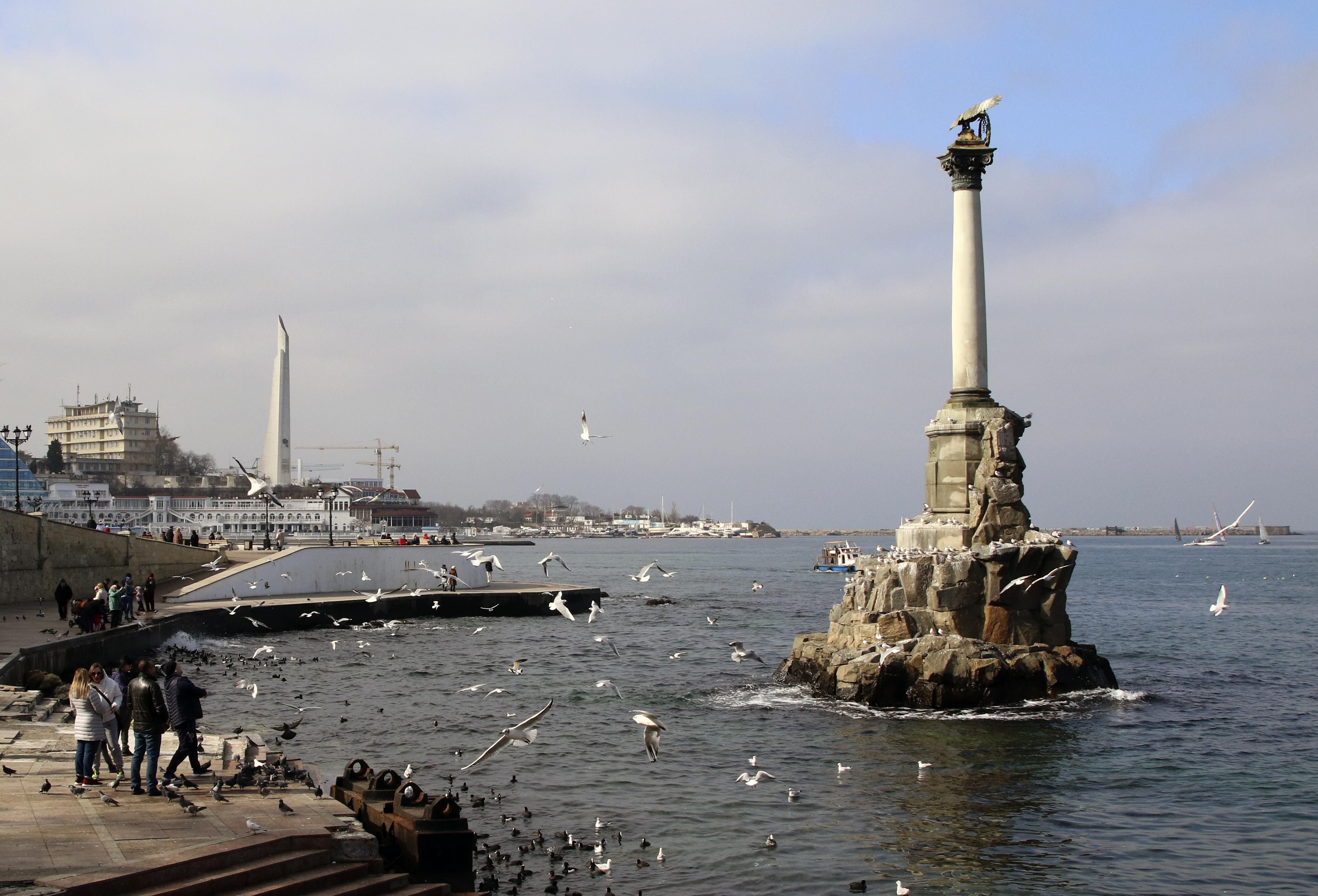 Оккупанты запретили украинцам въезд в Крым без ПЦР-теста Оккупанты запретили украинцам въезд в Крым без ПЦР-теста