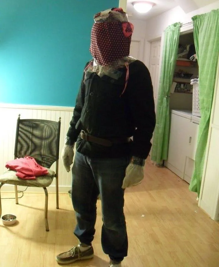 Цікавий костюм Цікавий костюм