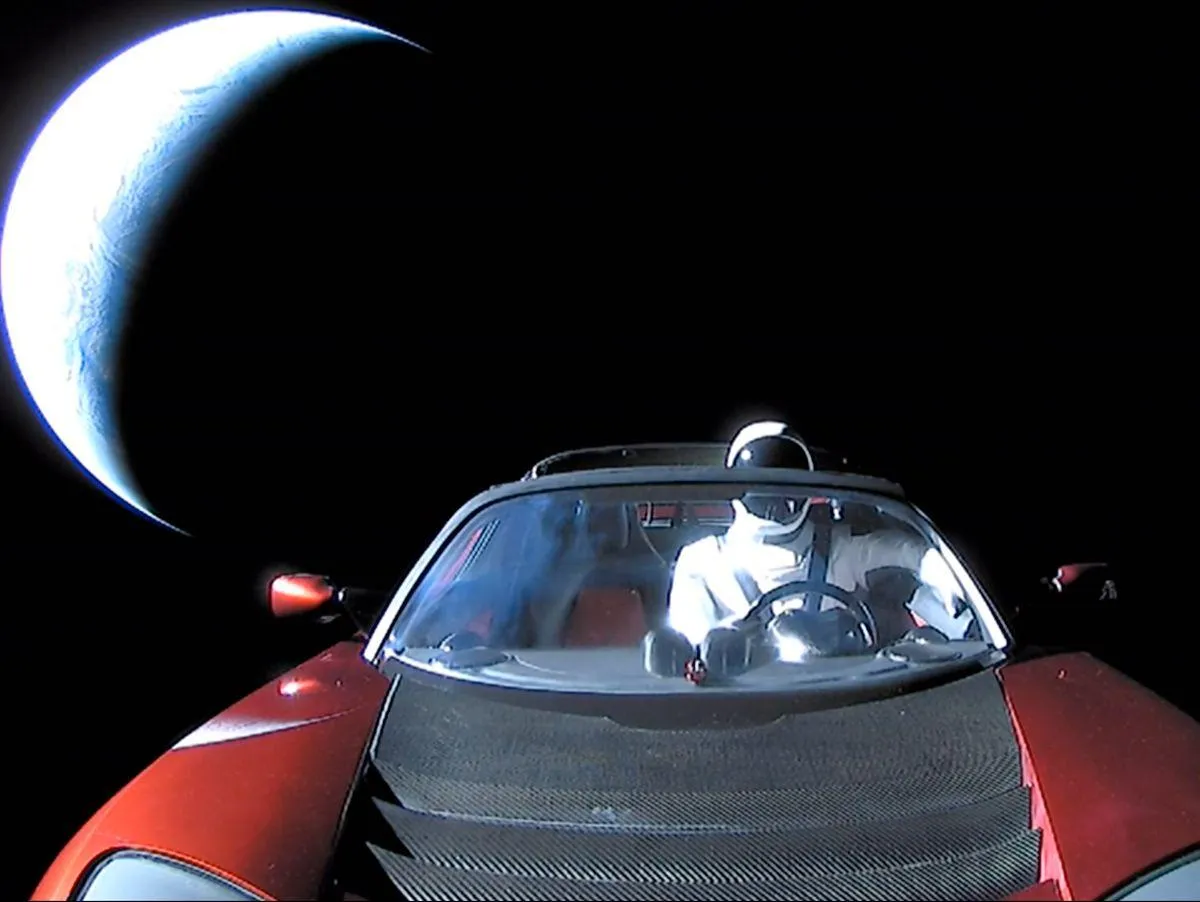 Два дітища Маска - автомобіль Tesla, запущений ракетою SpaceX Два дітища Маска - автомобіль Tesla, запущений ракетою SpaceX