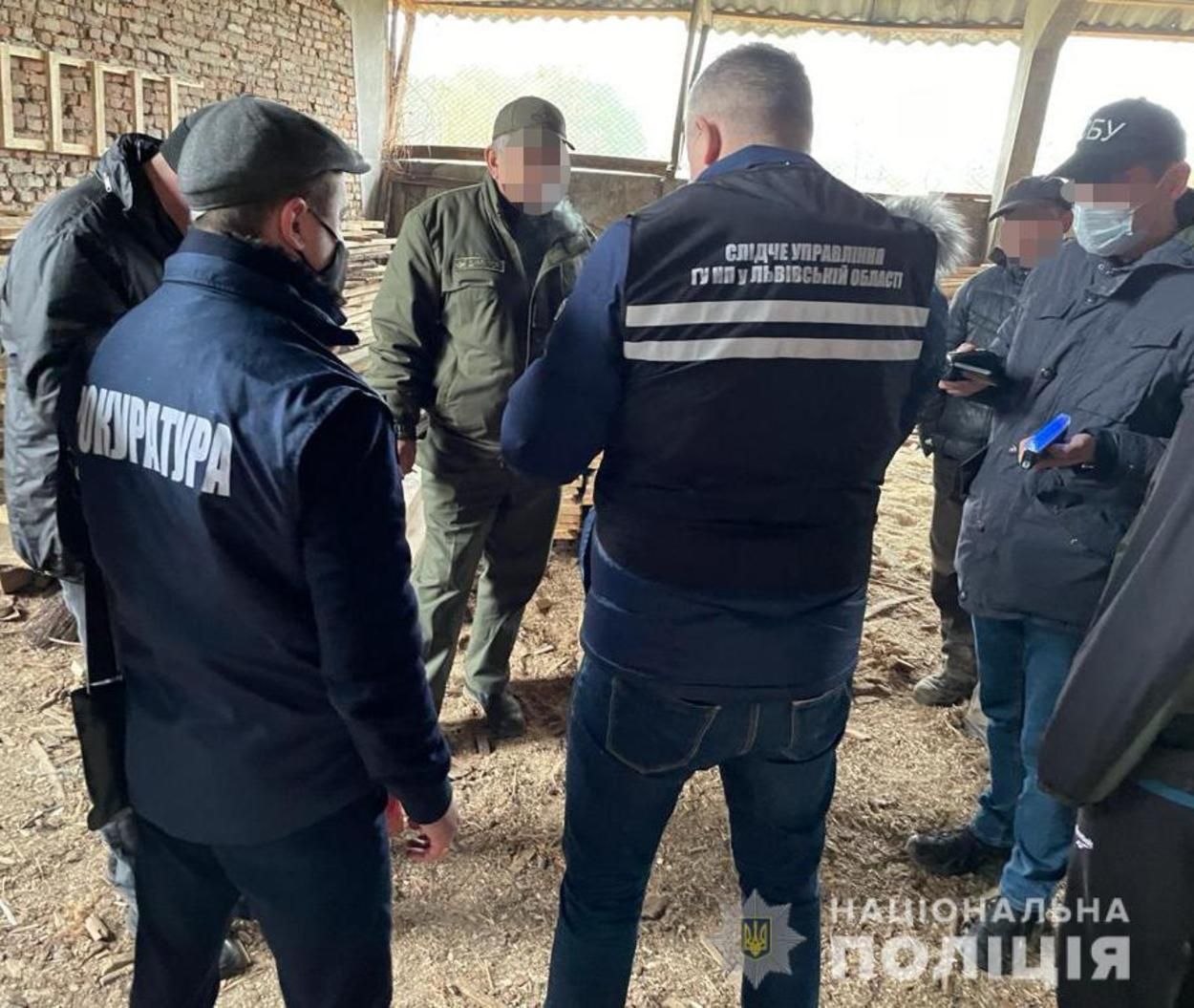 СБУ задержала на взятке главу одного из лесхозов Львовщины: фото СБУ задержала на взятке главу одного из лесхозов Львовщины: фото