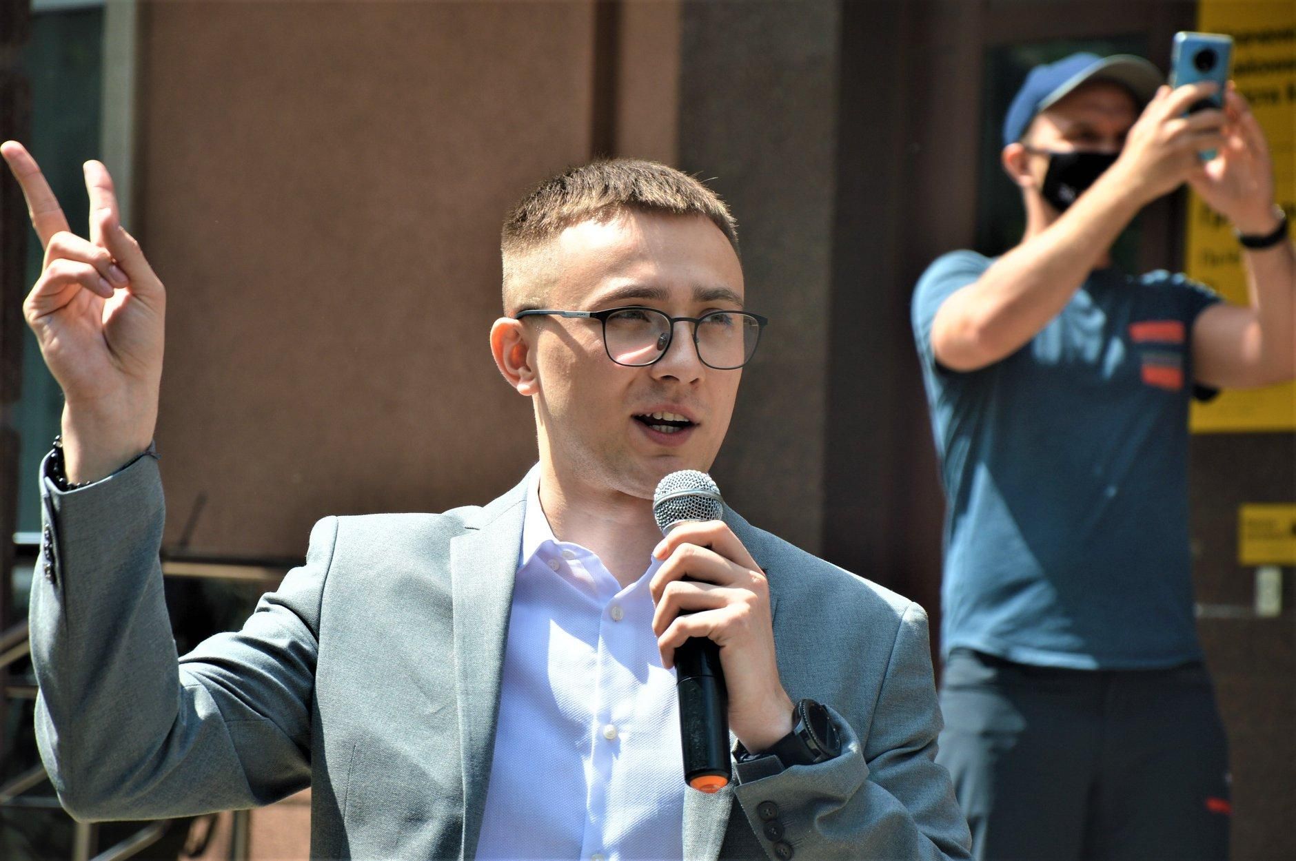 Стерненко заявил, что полиция закрыла дело о 2 нападение на него