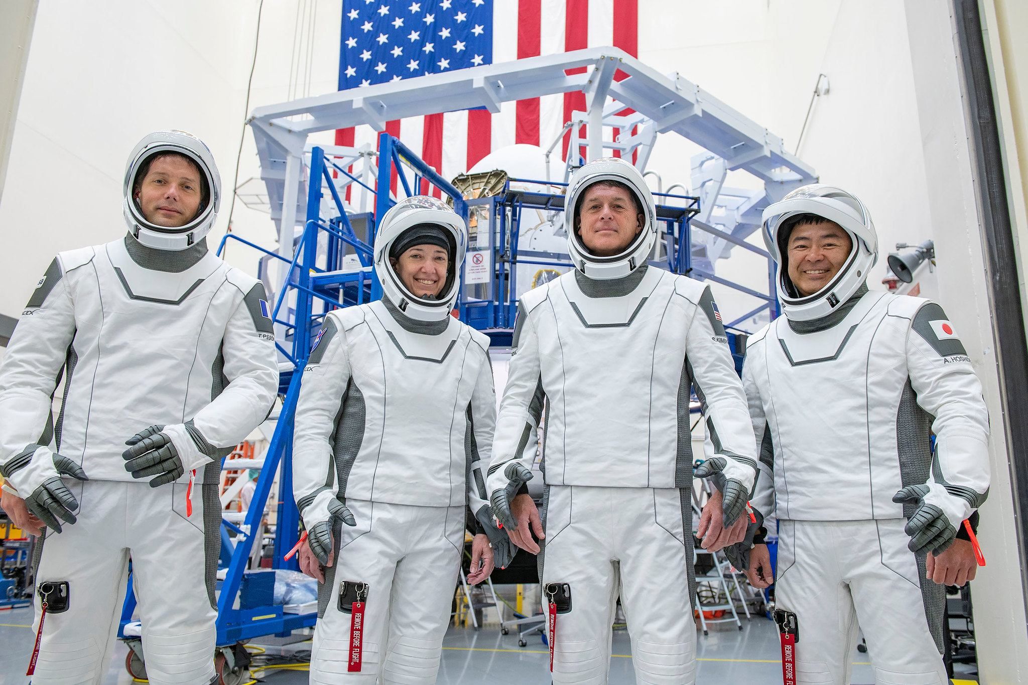 NASA та SpaceX підготували до старту корабель Crew Dragon