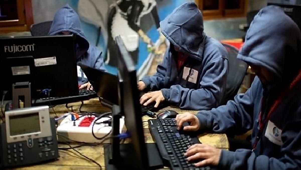 Український активіст розповів про "діяльність" ФСБ в соцмережах Український активіст розповів про "діяльність" ФСБ в соцмережах