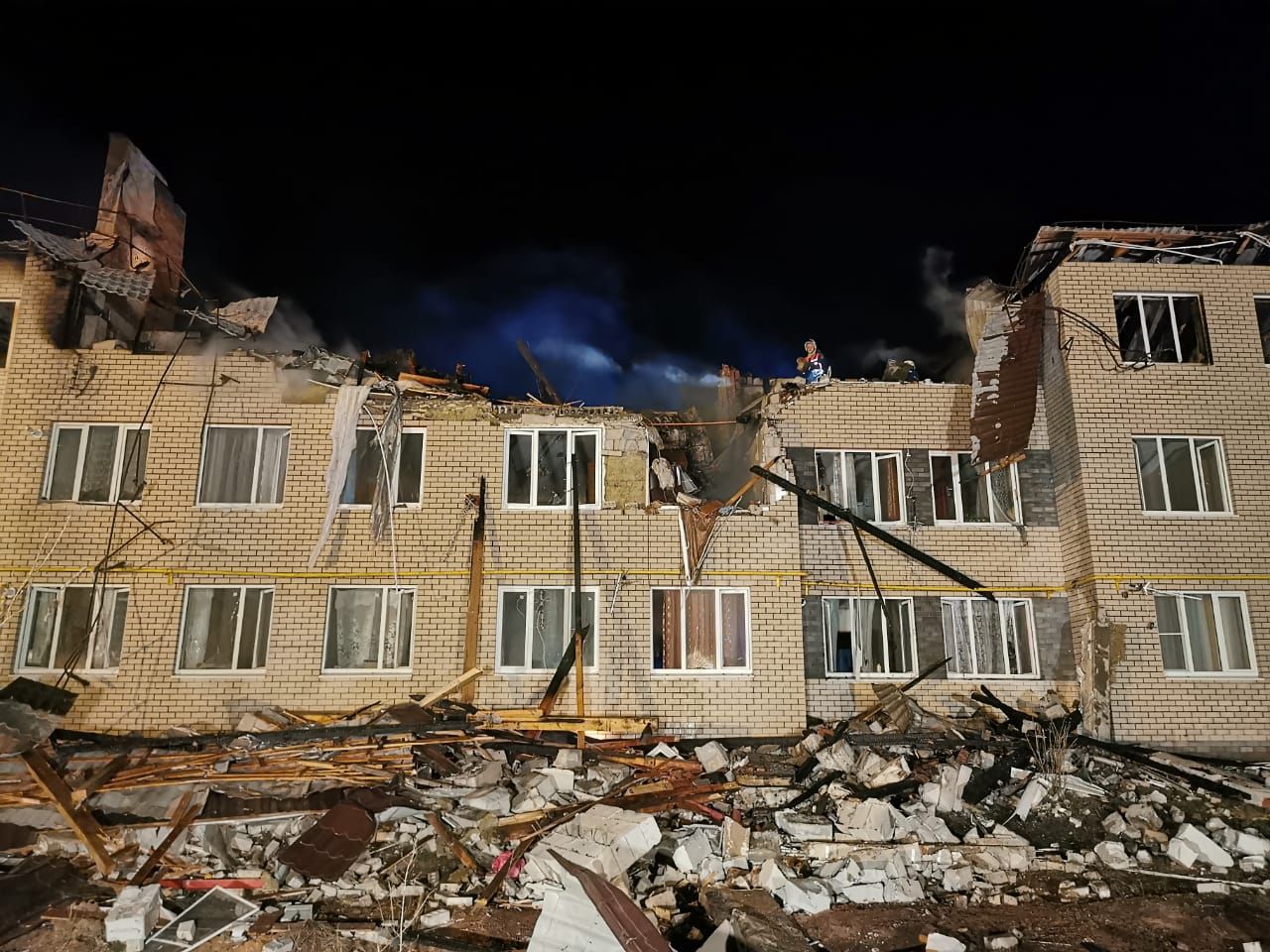 В жилом доме в России произошел страшный взрыв