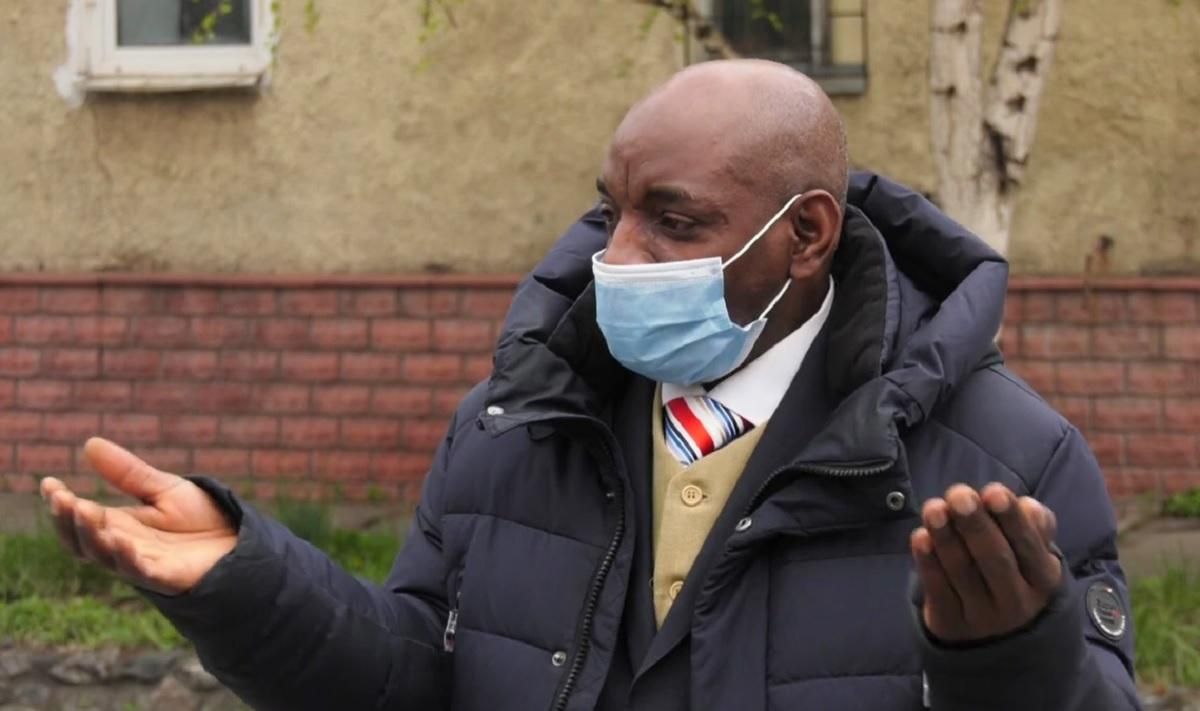 Мавп не вожу: у Запоріжжі спалахнув расистський скандал Мавп не вожу: у Запоріжжі спалахнув расистський скандал