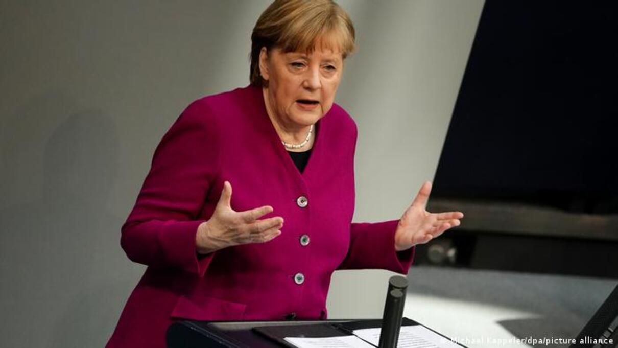 Меркель не відповіла, чи вважає Путіна вбивцею, каже, що критикує його