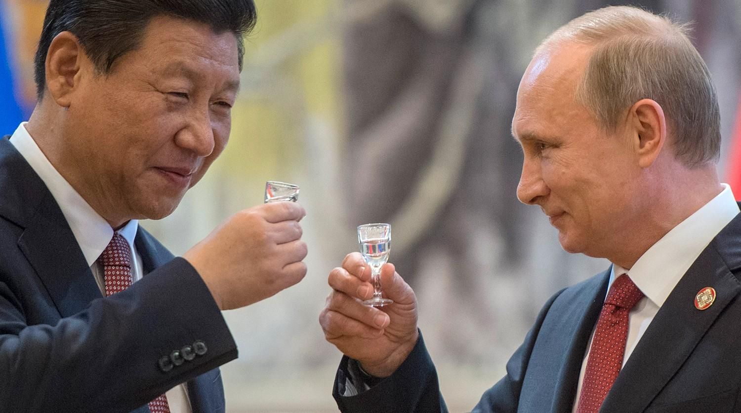 Як Китай підштовхує Росію до війни з Україною
