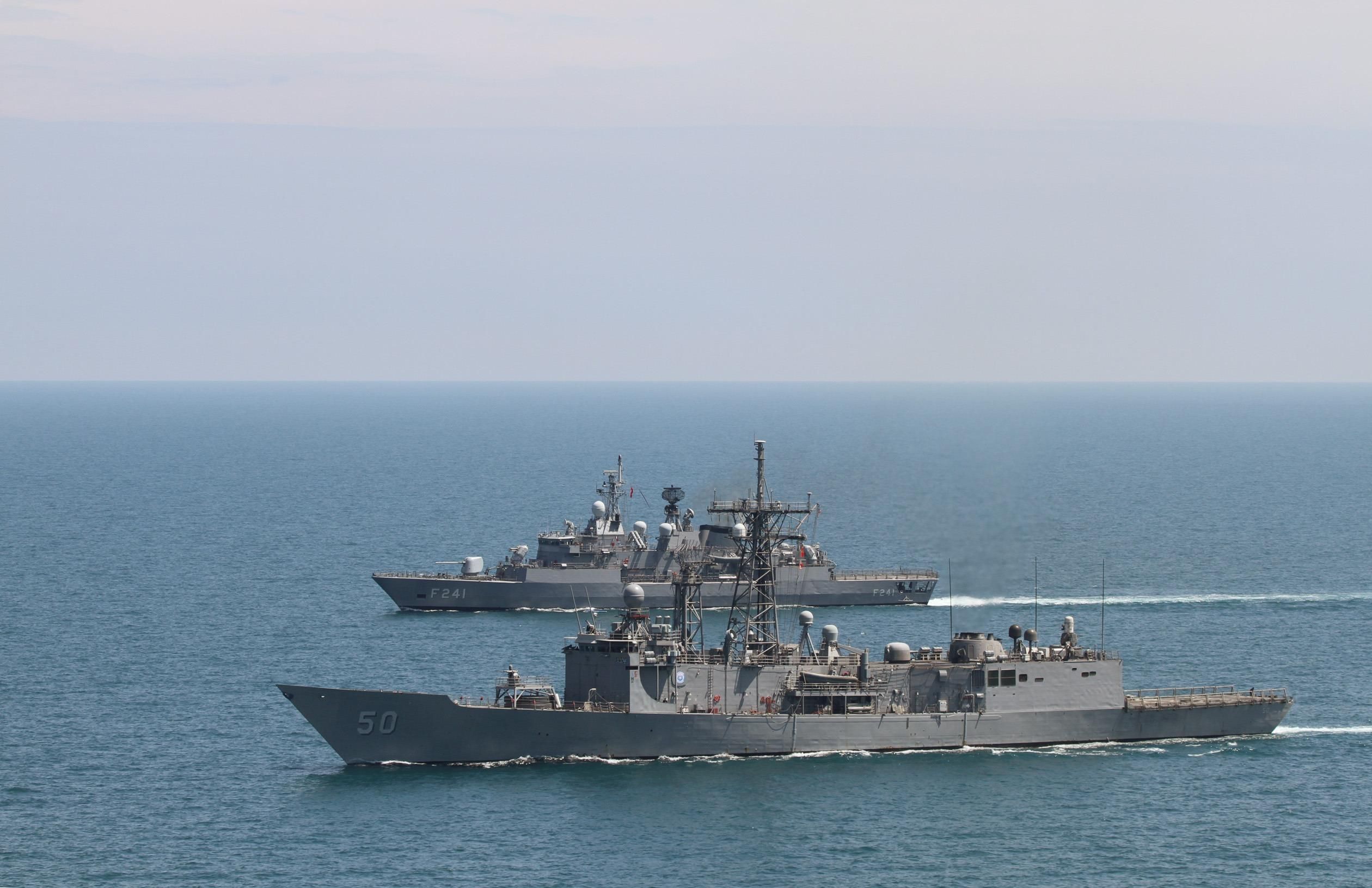 Керченська протока: Україна майже не контролює Азовське море