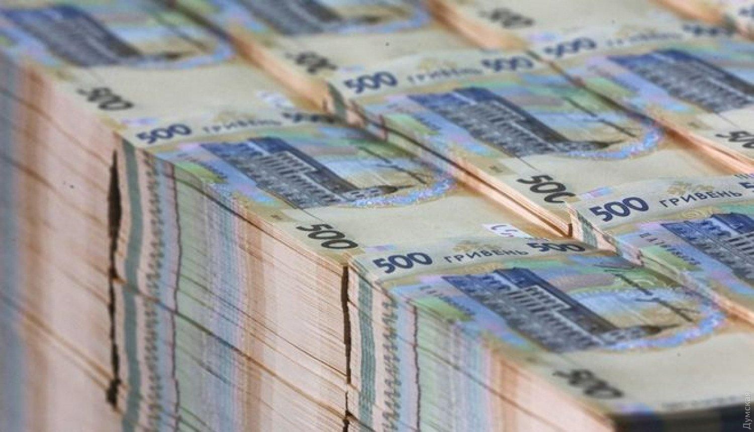 Cкільки українців можуть отримати карантинні 8 тисяч гривень