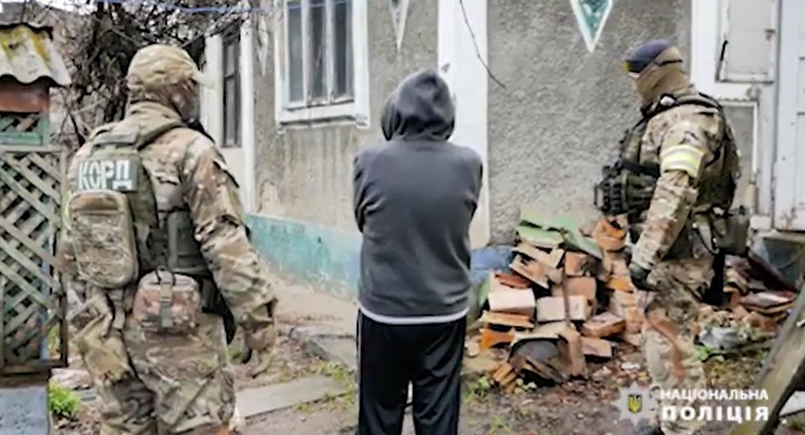 В Черновцах мужчина умер после задержания полицией В Черновцах мужчина умер после задержания полицией