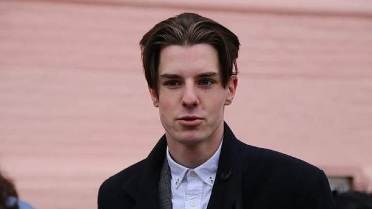 Активісту Роману Ратушному скасували домашній арешт Активісту Роману Ратушному скасували домашній арешт