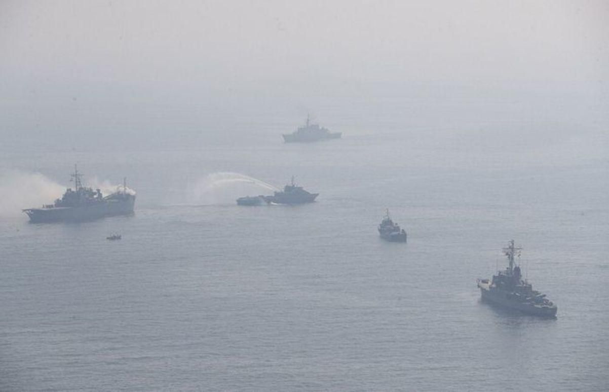 Российские военные корабли вышли в море у берегов Крыма: видео Российские военные корабли вышли в море у берегов Крыма: видео