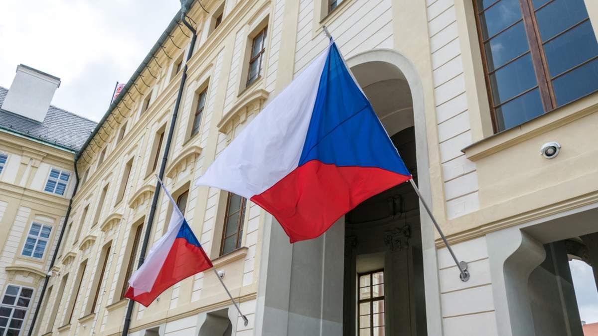 Чехи видят в России угрозу, - Дэвид Стулик о скандале