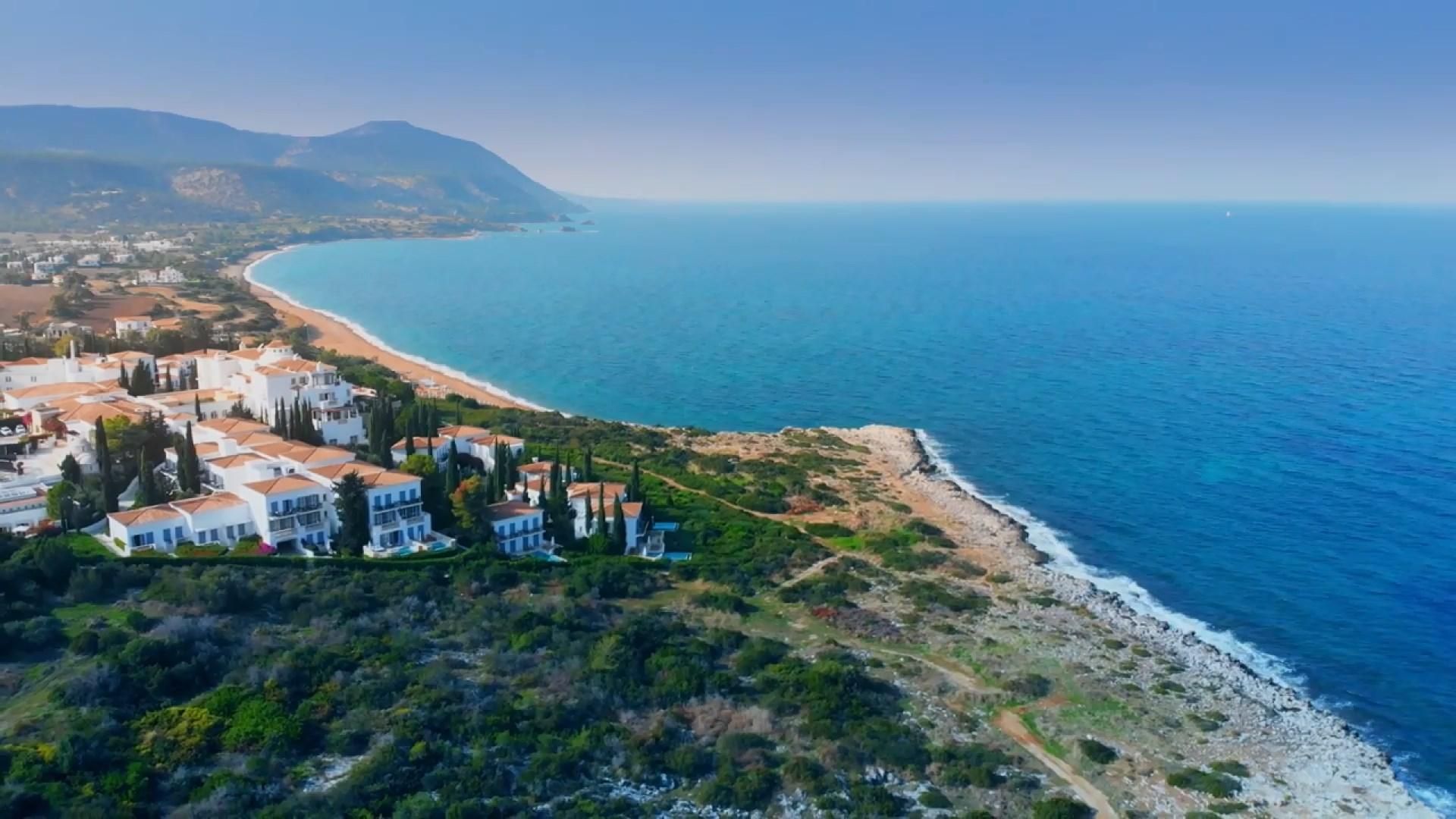 Олігархи обирають Кіпр: як острів став раєм для відмивання грошей