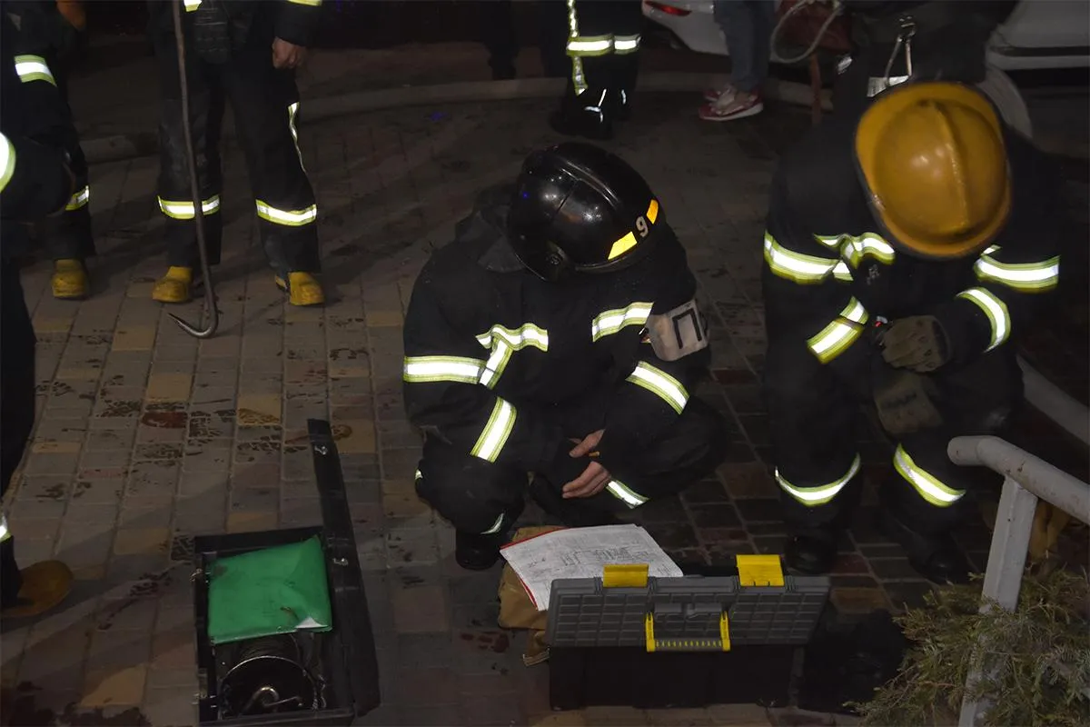 Одеса ДСНС пожежа в ресторані фритюра Одеса ДСНС пожежа в ресторані фритюра