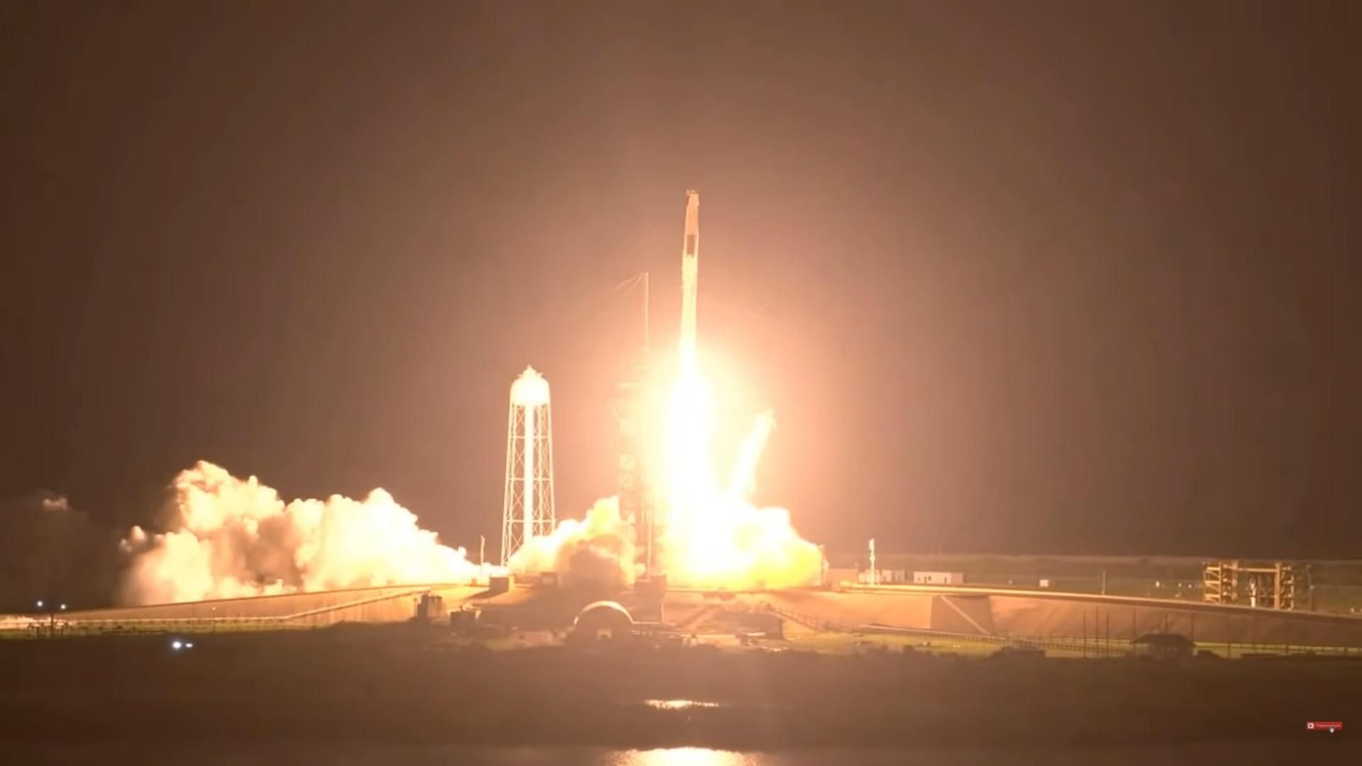 SpaceX запустила ракету Falcon 9 та корабель Crew Dragon до МКС SpaceX запустила ракету Falcon 9 та корабель Crew Dragon до МКС