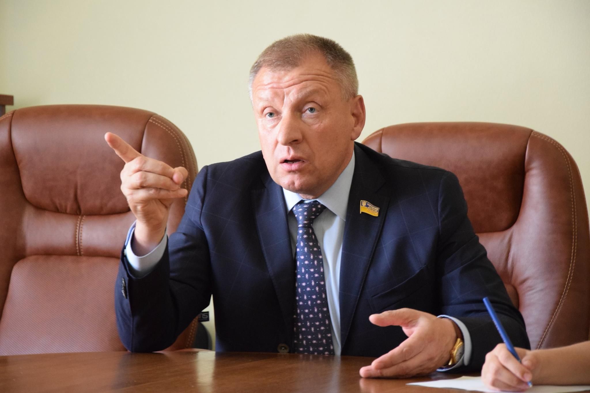 Депутат Петро Юрчишин вляпався у скандал в переписці