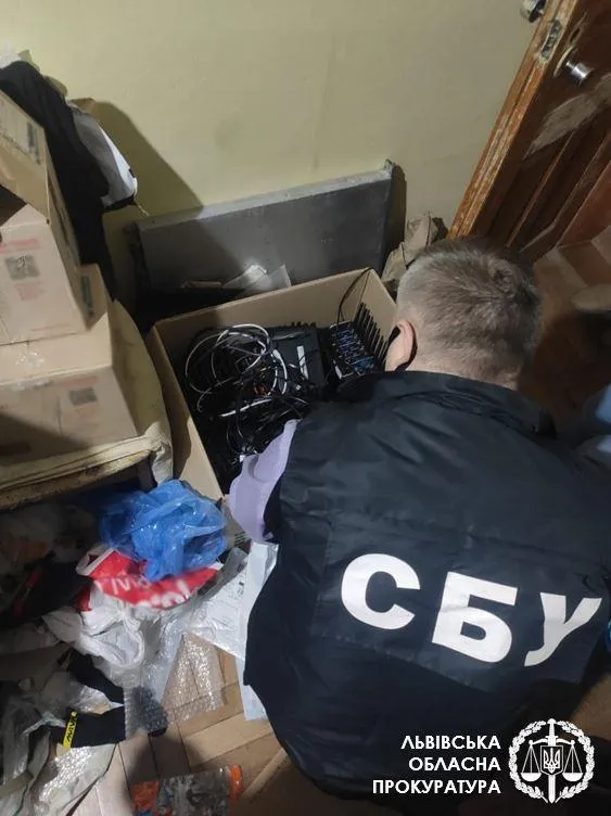 Викрадали дані співробітників СБУ: у Львові викрили Викрадали дані співробітників СБУ: у Львові викрили