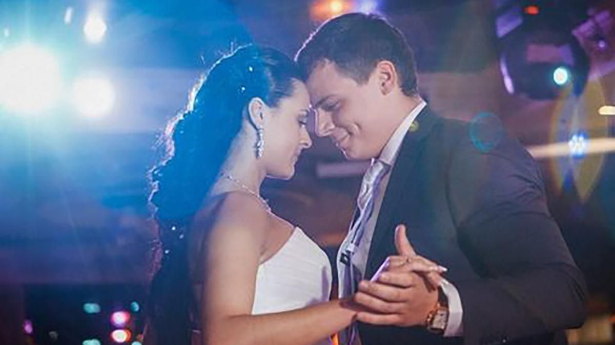 Харків'янин просить Маска створити машину часу: хоче оживити дружину Харків'янин просить Маска створити машину часу: хоче оживити дружину