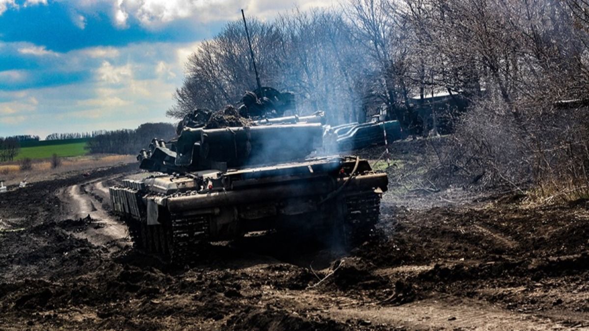 На Донбасі танкісти ЗСУ провели масштабні тренування: фото