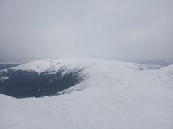 5 месяц зимы: в Карпатах мороз и значительная лавинная опасность
