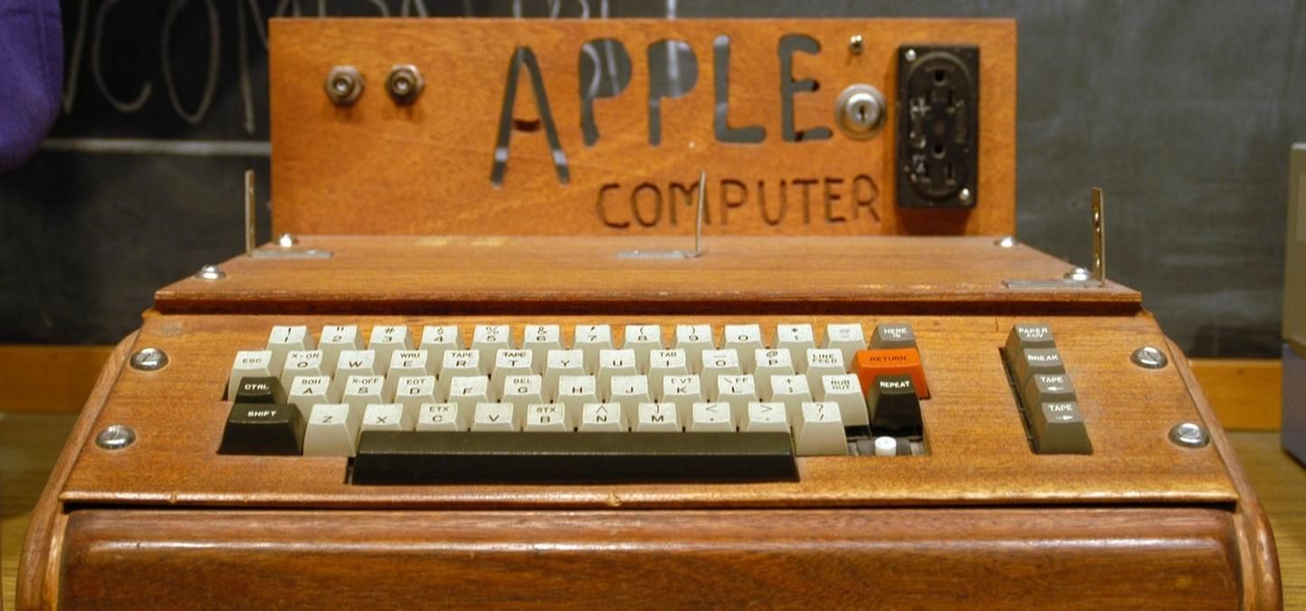 Що продали Джобс і Возняк, щоб профінансувати свій перший комп'ютер