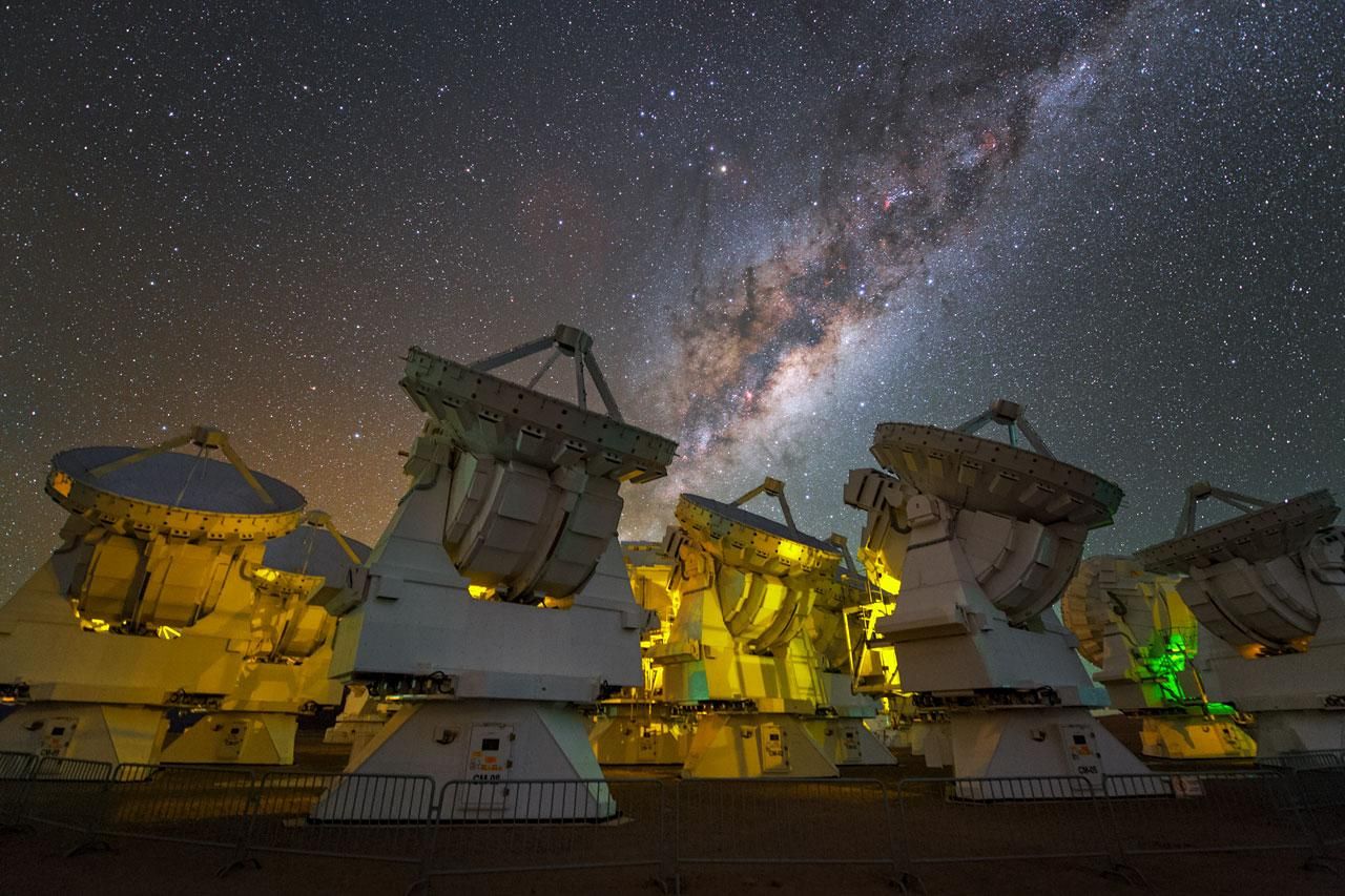 Обсерватория ESO зафиксировала на фото галактики в процессе слияния