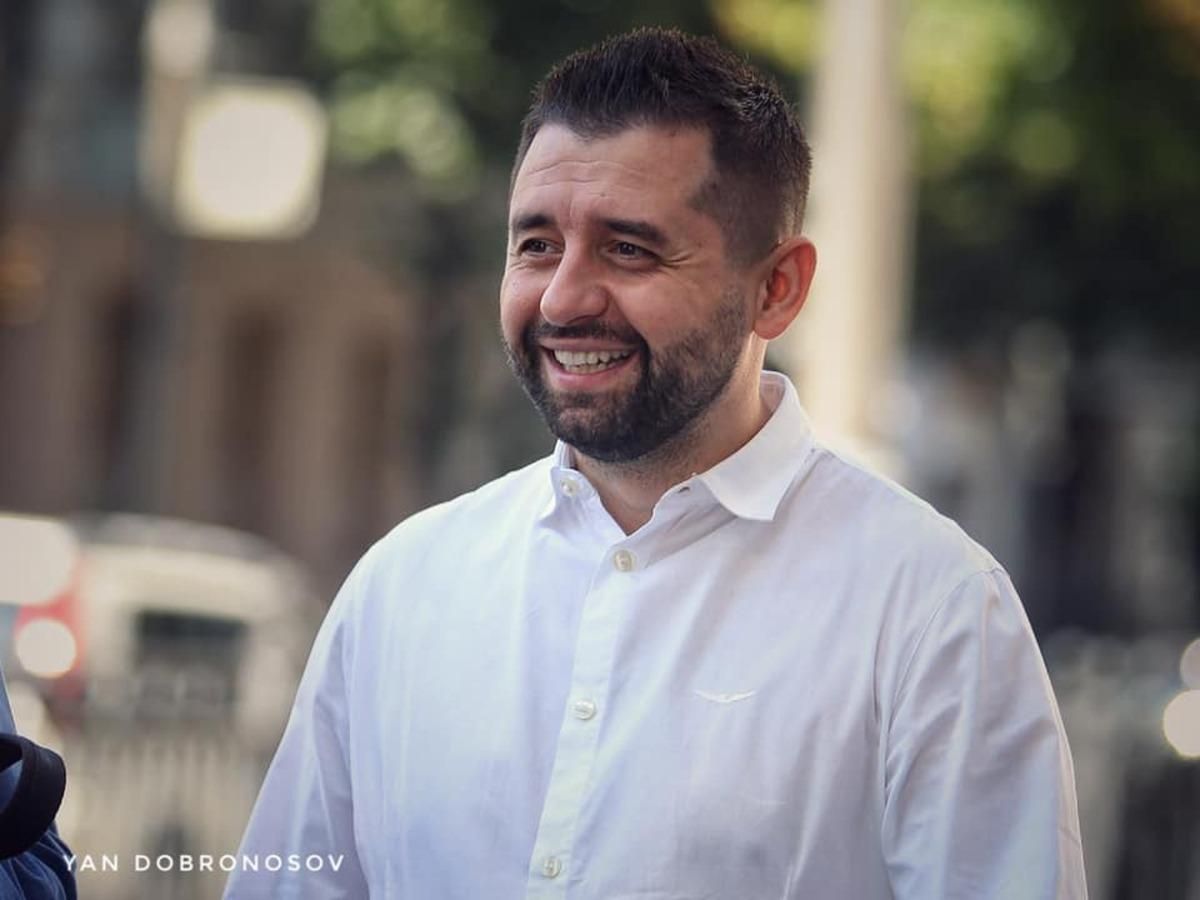 Тищенко должен заплатить штраф за заведение, – Арахамия Тищенко должен заплатить штраф за заведение, – Арахамия