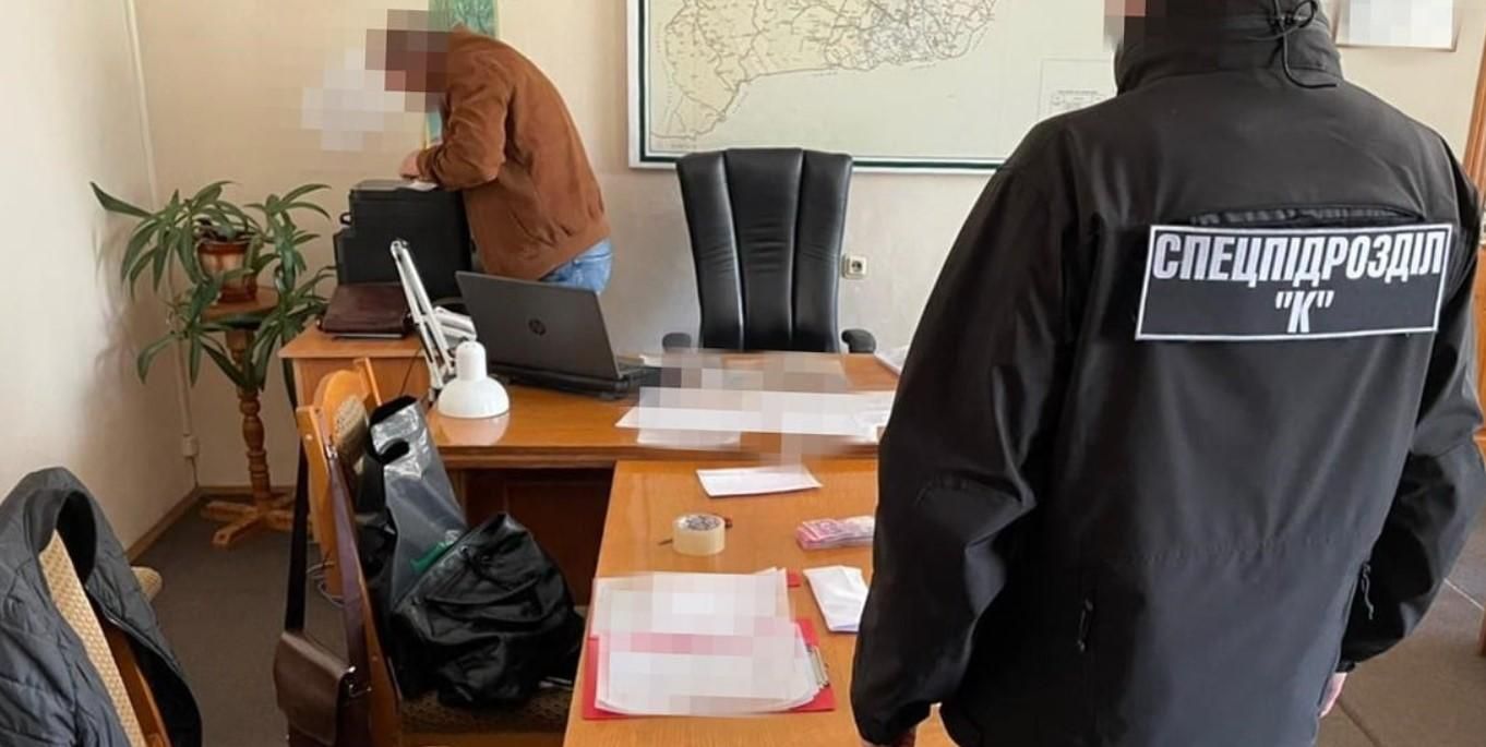 На Буковине СБУ разоблачила коррупционную схему На Буковине СБУ разоблачила коррупционную схему