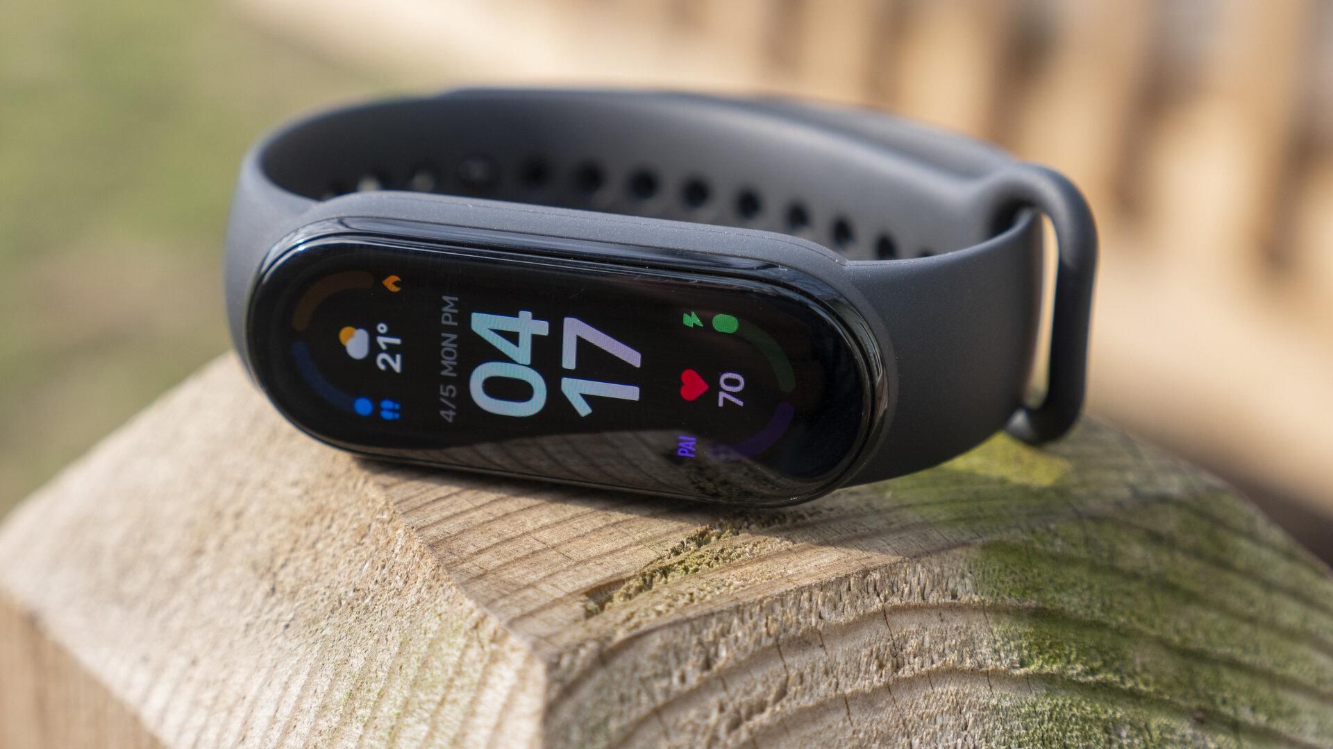 Цифра дня: Xiaomi вже продала мільйон примірників Mi Band 6