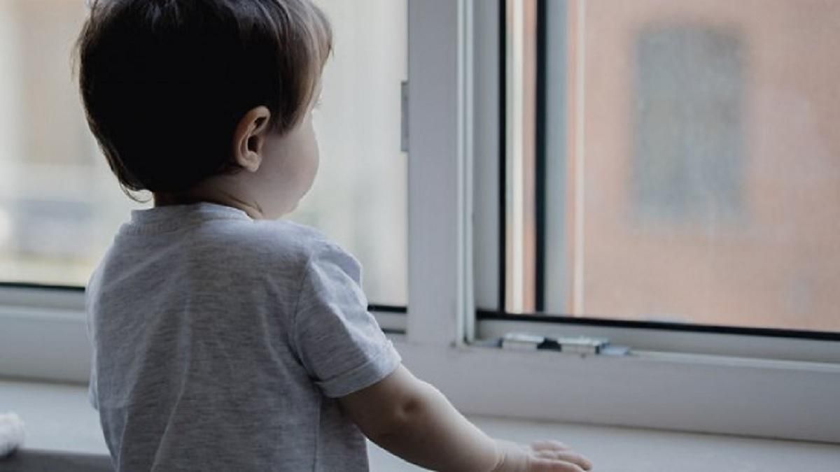 В детском саду Запорожья 4-летний ребенок выпал из окна