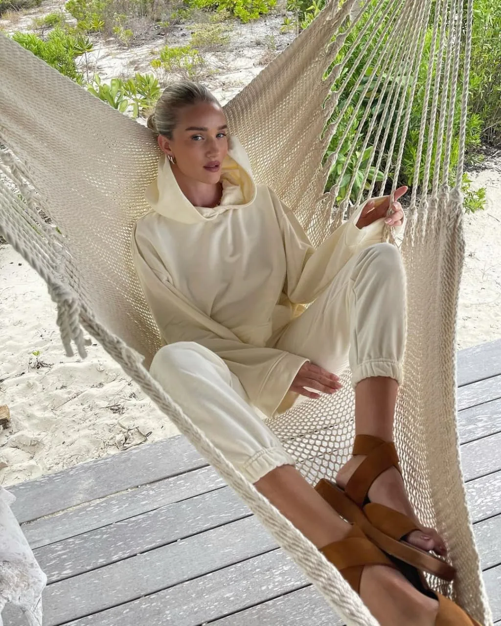 Трендове літнє взуття 2021 Трендове літнє взуття 2021