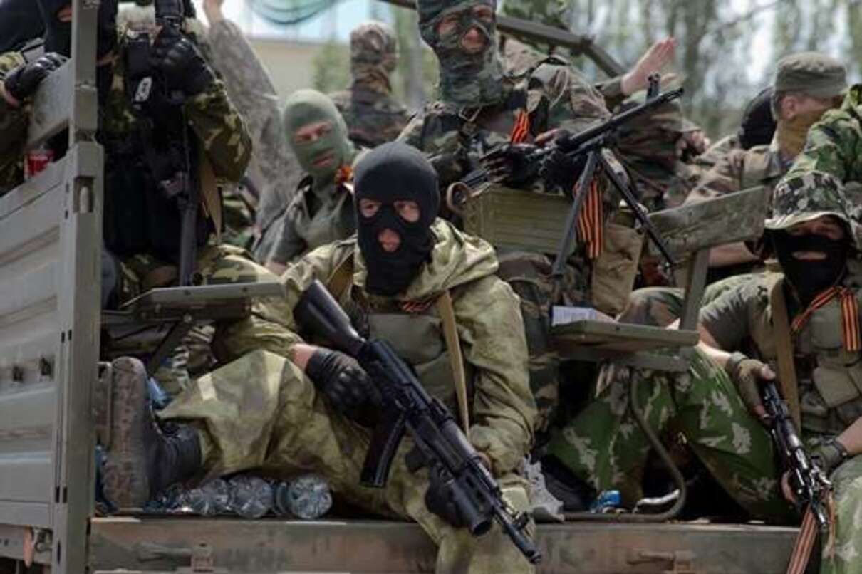 Командування Росії тримає бойовиків напоготові на Донбасі