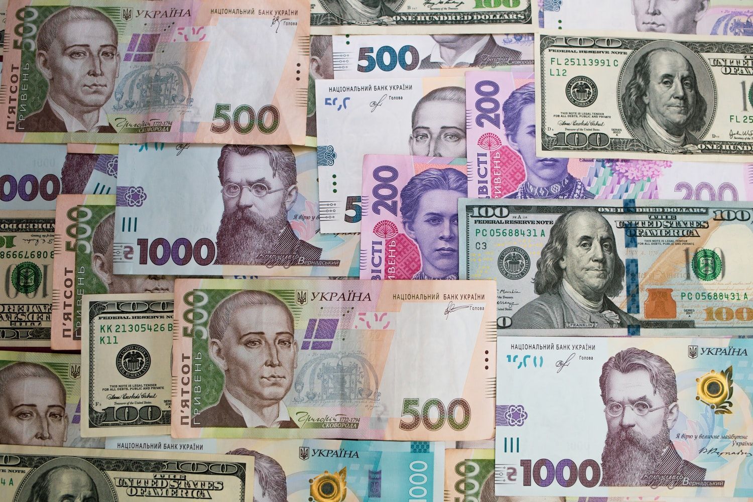 Курс доллара, евро – курс валют НБУ на сегодня 28 апреля 2021