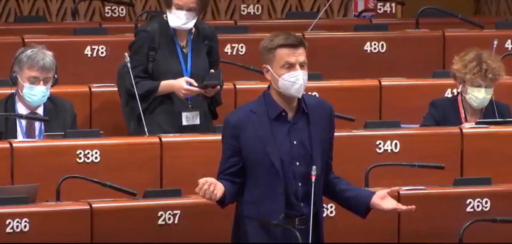 Гончаренка позбавили слова в ПАРЄ на 3 місяці через донос росіян Гончаренка позбавили слова в ПАРЄ на 3 місяці через донос росіян