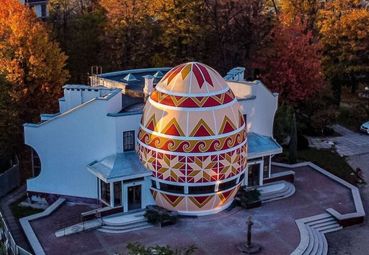 Ідея для великодньої мандрівки: екскурсія в унікальний Музей Писанки