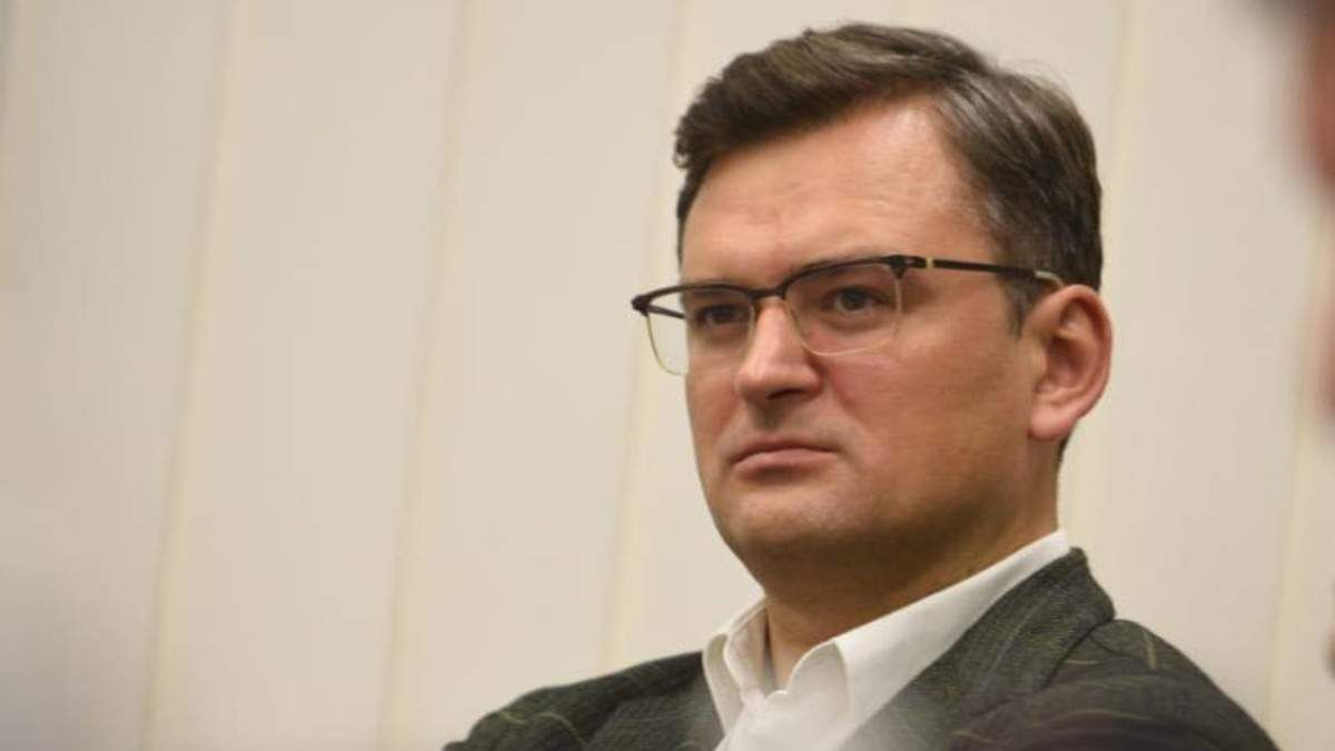 Боротьба з олігархами є знешкодженням атомної бомби, – Кулеба Боротьба з олігархами є знешкодженням атомної бомби, – Кулеба