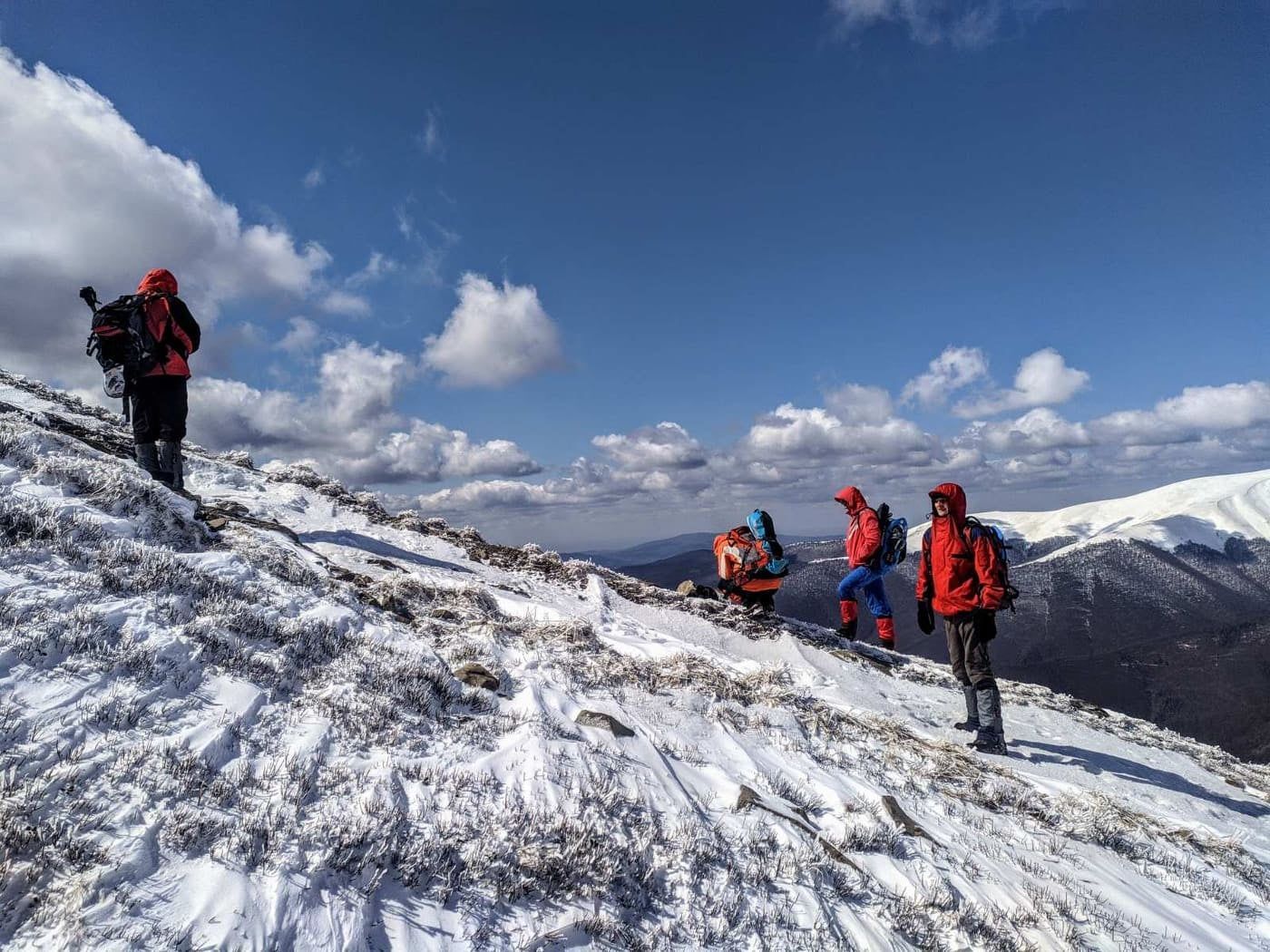 Туриста з Києва, якого в Карпатах шукали 2 місяці, знайшли мертвим Туриста з Києва, якого в Карпатах шукали 2 місяці, знайшли мертвим