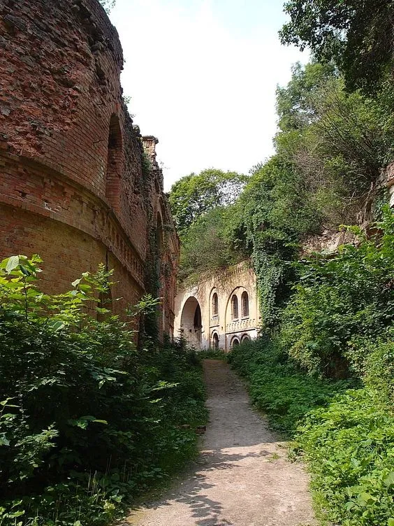 Тараканівський форт Тараканівський форт