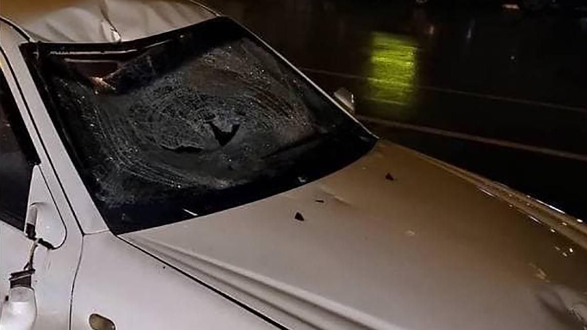 Отбился от авто и упал под троллейбус ДТП 27004.2021 в Днепре - фото Отбился от авто и упал под троллейбус ДТП 27004.2021 в Днепре - фото