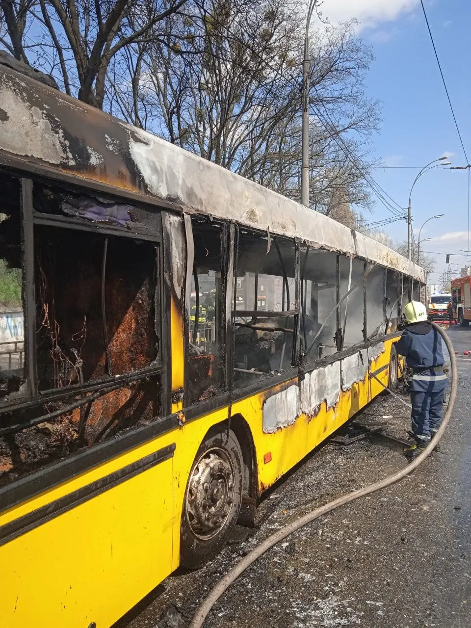 Пожежа маршрутка 102 Київ проспект Правди 