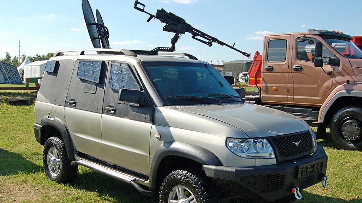 ОБСЄ зафіксувала на окупованій Донеччині броньовики Росії Есаул ОБСЄ зафіксувала на окупованій Донеччині броньовики Росії Есаул