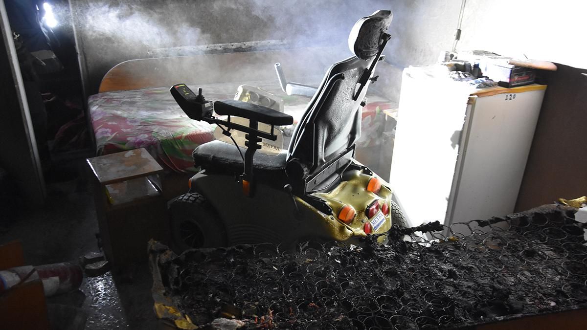 Пожежа в санаторіх Куяльник в Одесі: обгорів чоловік із інвалідністю Пожежа в санаторіх Куяльник в Одесі: обгорів чоловік із інвалідністю